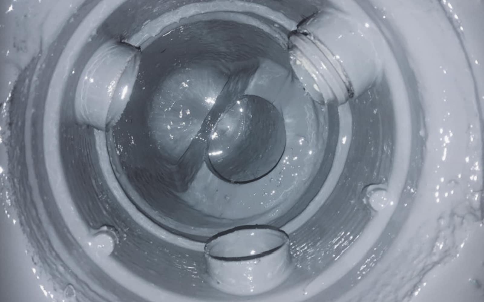 • Vanhan lattiakaivon pinnoitus, jopa 10 vuoden takuu ja 25 vuoden eliniänodote – TKR Marketing Oy